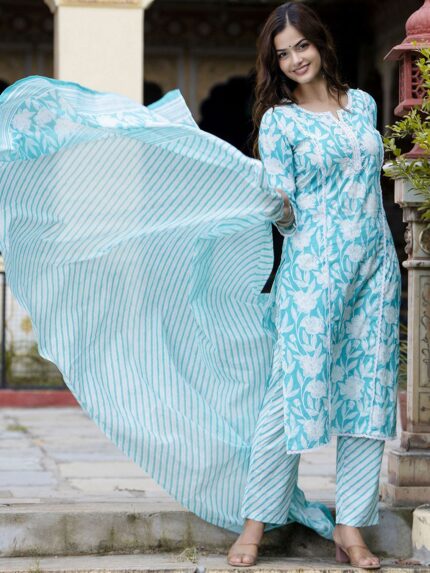 Women Cotton Kurta And Pant With Dupatta